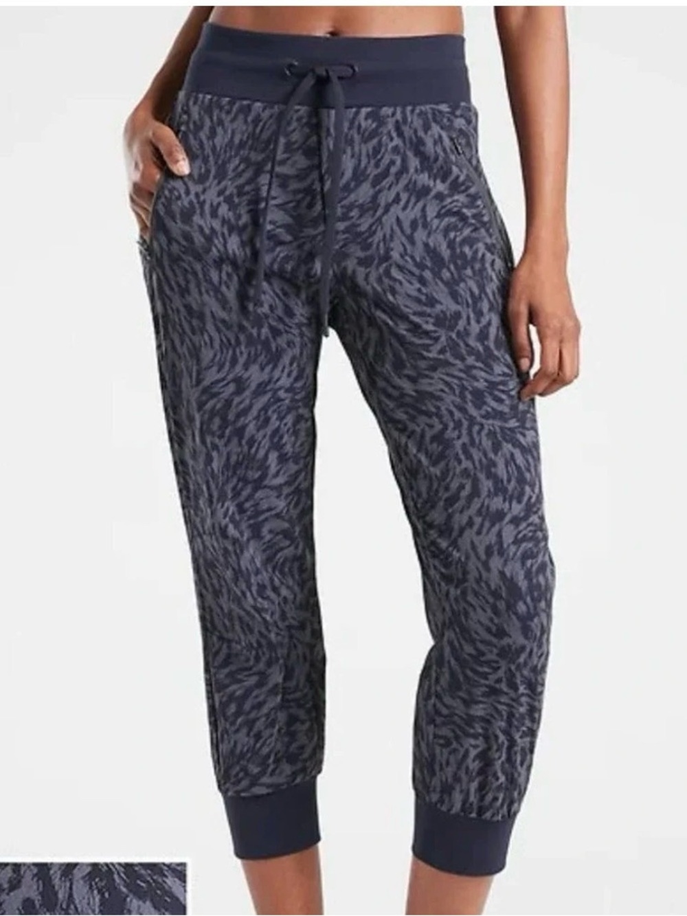 Athleta Navy Trekkie North Printed Crop 23” Drawstring Joggers Size 2P